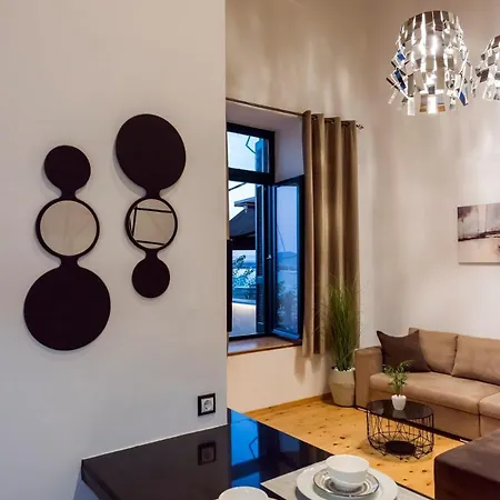 Aigli Seafront Loft-bespoke Design Gem Semesterbostad