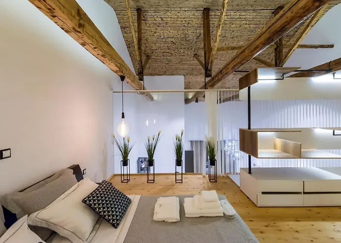 Aigli Seafront Loft-bespoke Design Gem * Kalamata