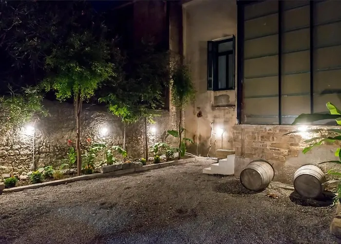 Aigli Seafront Loft-bespoke Design Gem *