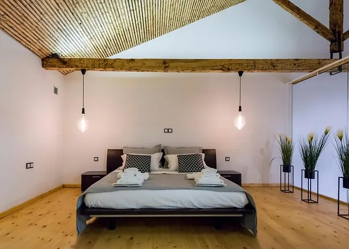 Feriehus Aigli Seafront Loft-bespoke Design Gem Kalamata