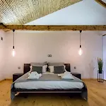 Nyaraló Aigli Seafront Loft-bespoke Design Gem Kalamáta