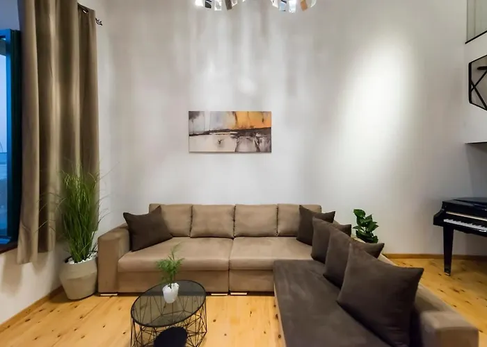 Aigli Seafront Loft-bespoke Design Gem * カラマタ