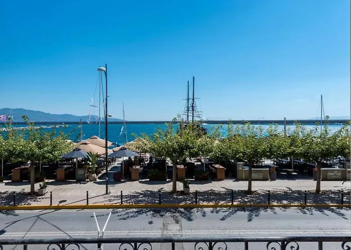 Aigli Seafront Loft-bespoke Design Gem Сasa de vacaciones *